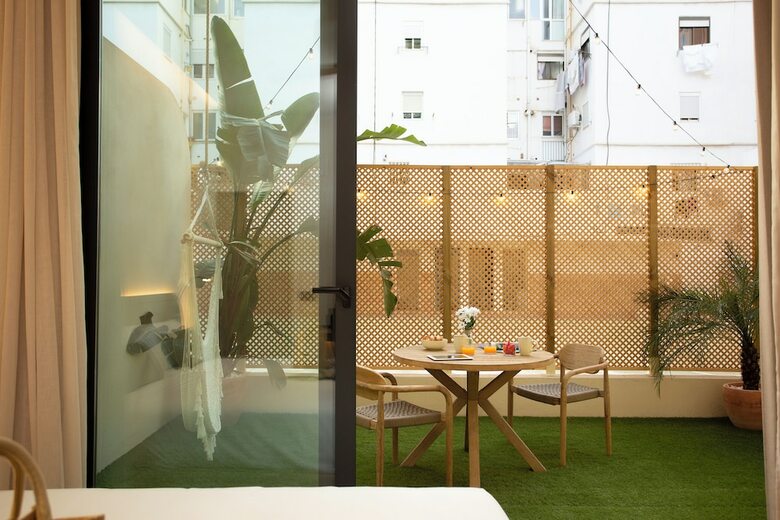 Hostal Nomad Haux Mestalla