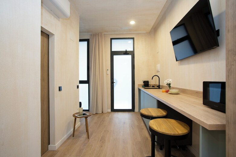Hostal Nomad Haux Mestalla
