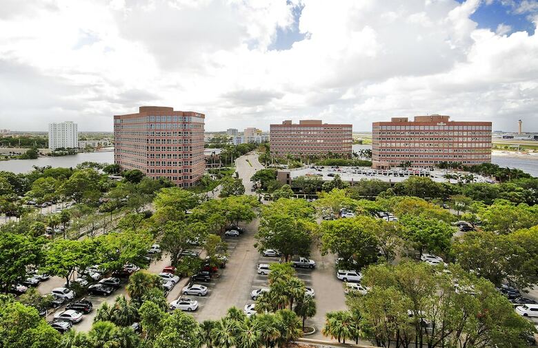 Hotel Hilton Miami Airport Blue Lagoon