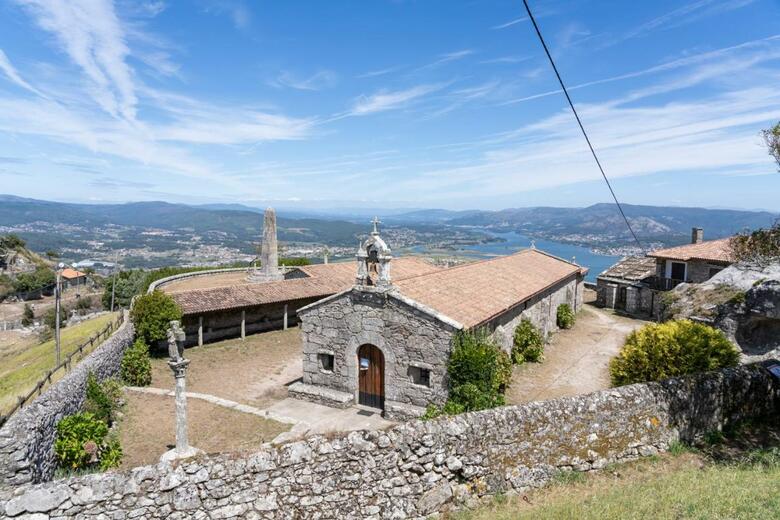 Hostal Alda Santa Trega