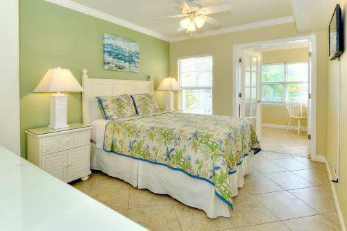 Hotel Barefoot Beach Resort