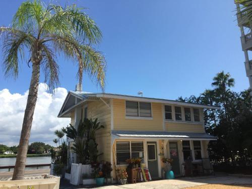 Sun N Fun Beachfront Vacation Rentals