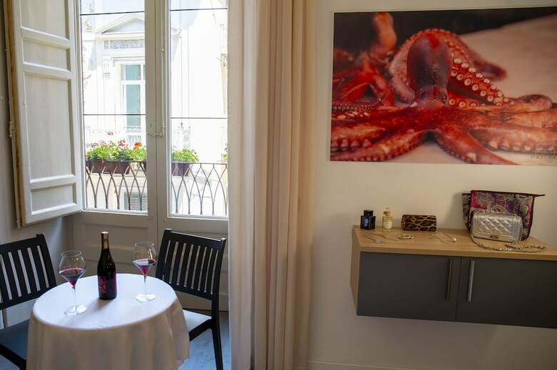 Ballar� Hotel