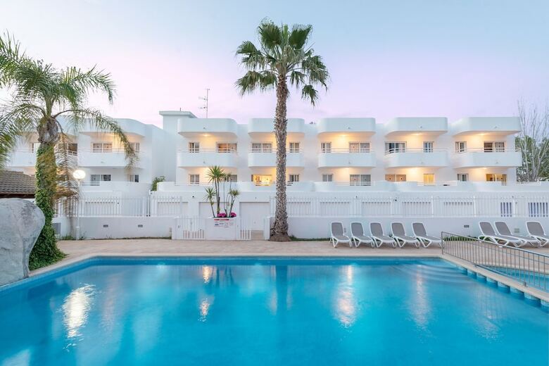 Aparthotel Apartamentos Olive Beach