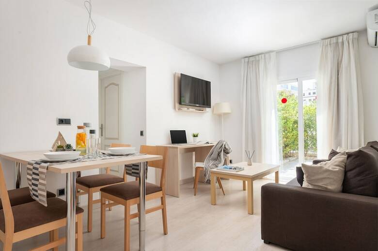 Aparthotel Apartamentos Olive Beach