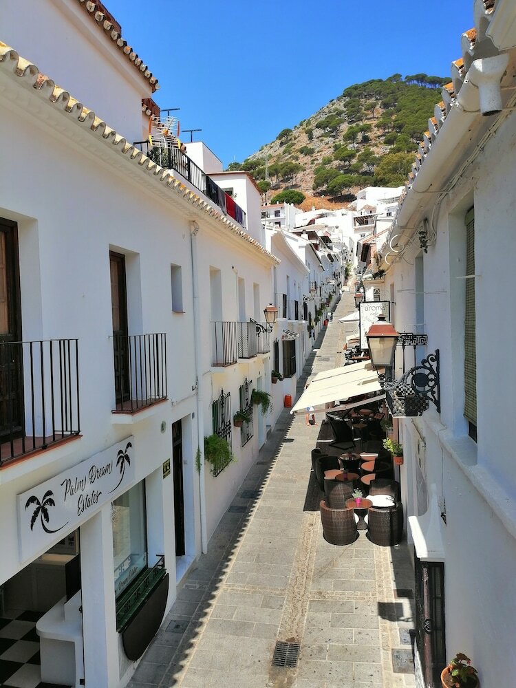 Aparthotel Sea To Sky Suites - Mijas Pueblo