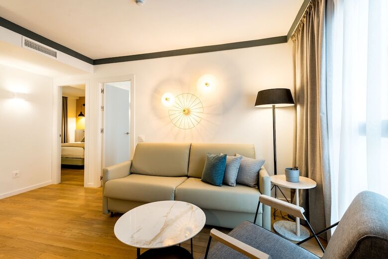 Apartamentos Atlumbreras16
