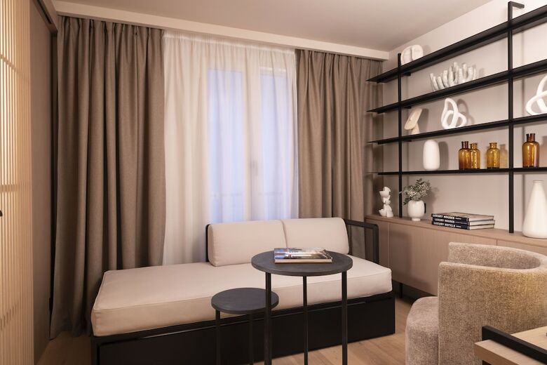 Hotel H�tel Est�