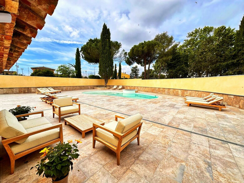 Boutique Hotel Comtal Empuries