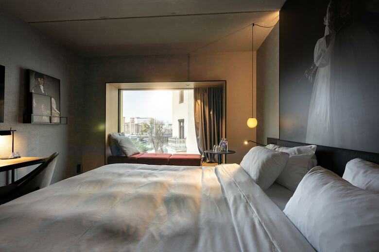 Radisson Red Hotel, Vienna