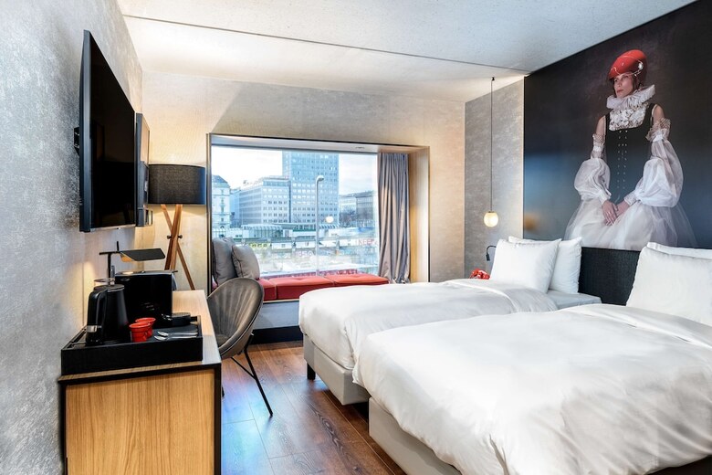 Radisson Red Hotel, Vienna