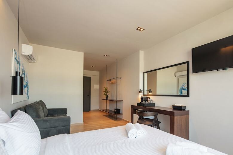 Hotel Athens Tower