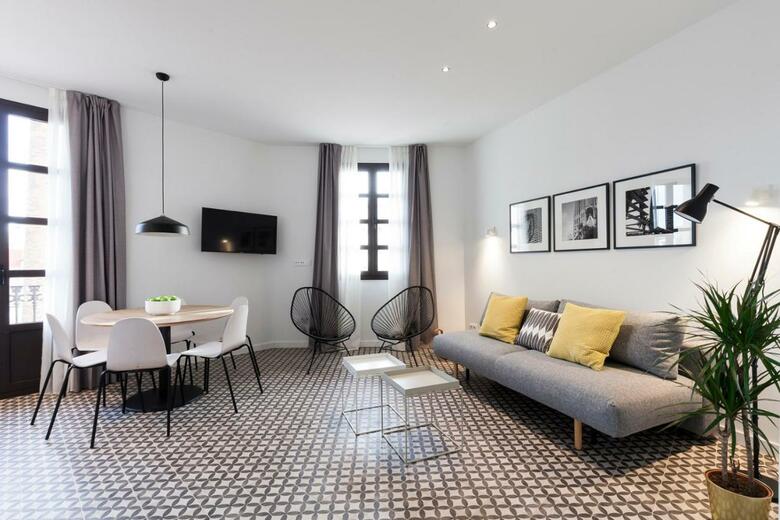 Aspasios Poble Nou Apartments