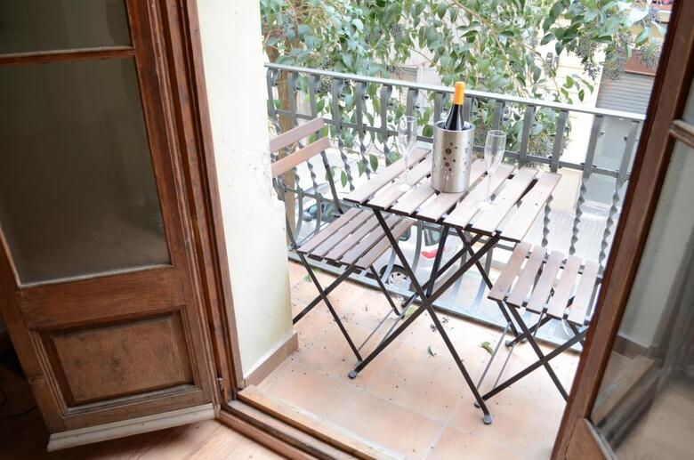 Poble Sec Apartments