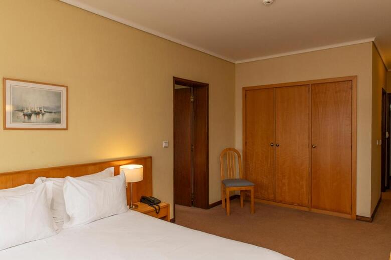 Hotel Wot Pateira Soul