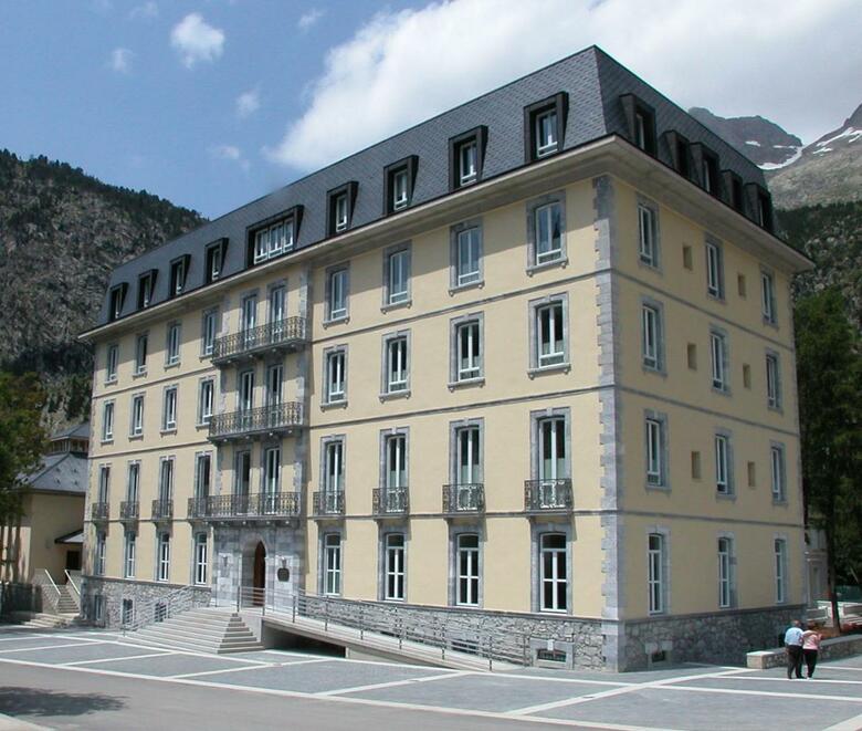 Gran Hotel � Balneario De Panticosa