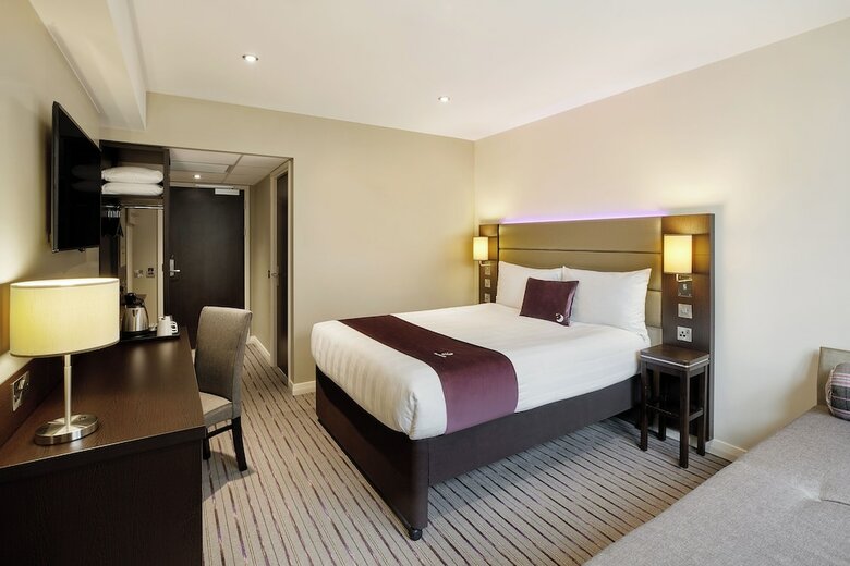 Hotel Premier Inn Heathrow Airport - M4/j4