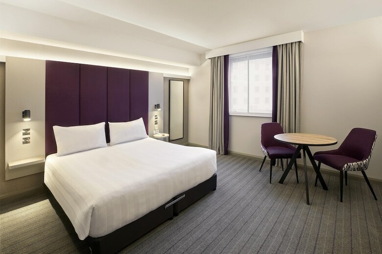 Hotel Premier Inn Gatwick Crawley - Goff's Park