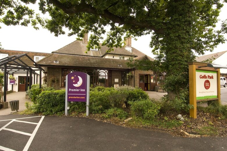 Hotel Premier Inn Gatwick Crawley - Goff's Park