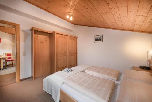 Hostal G�stehaus Gratz