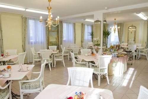 Hotel Villa Scalabrini