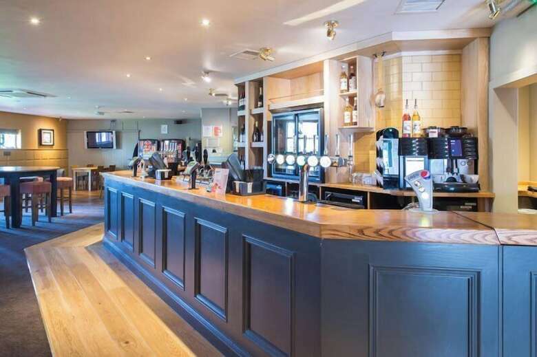 Hotel Premier Inn Swindon West - M4 J16