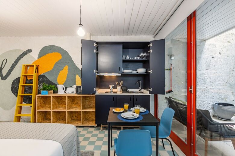 Apartamentos Victorias Studios - Cl�rigos