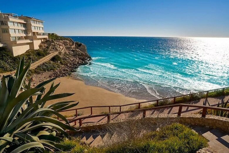 Apartamentos 520 � Golden Coast Paradise