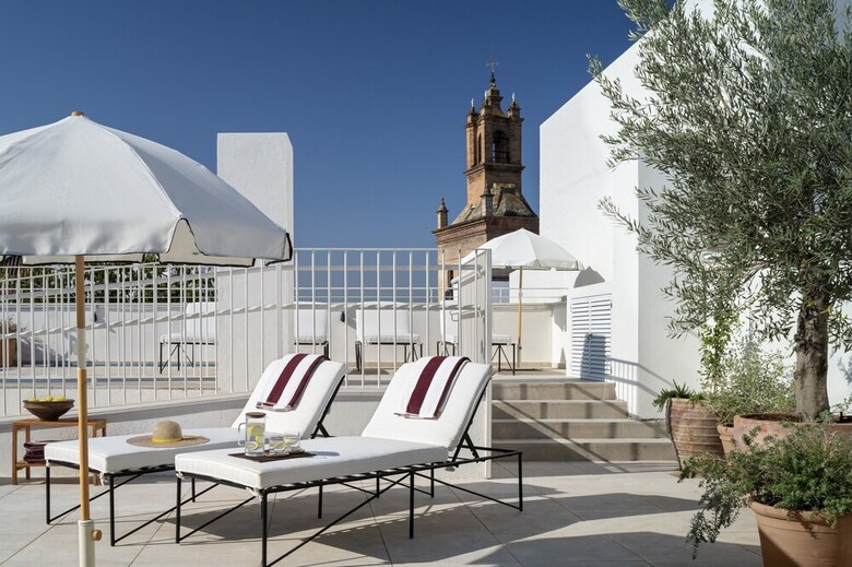 Aparthotel Ra�ces Alameda Casa Palacio