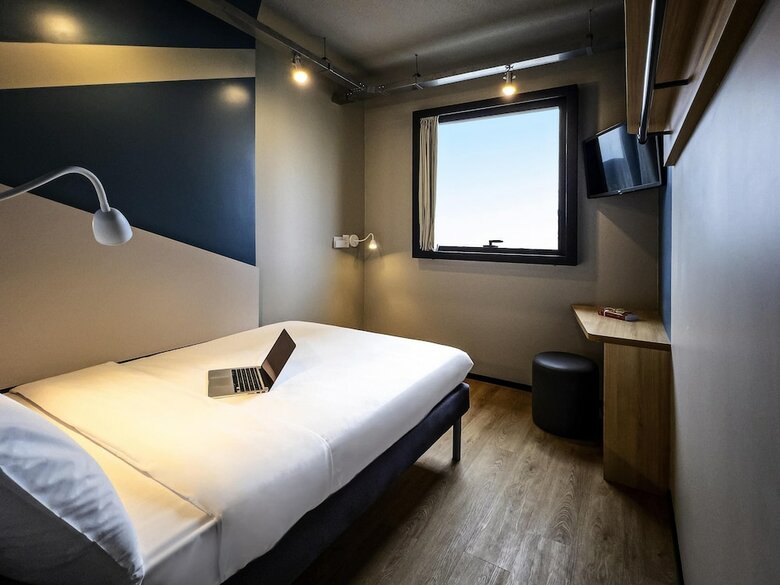 Hotel Ibis Budget Cambori�