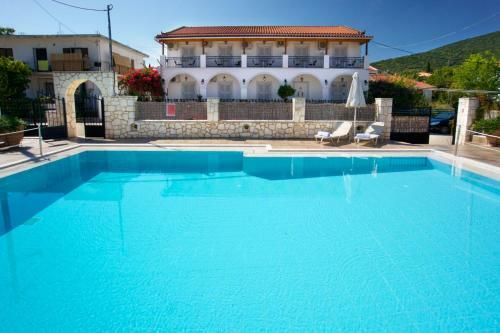 Hostal Diamanto Complex