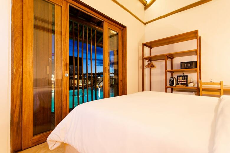 Caf� Jeri Hotel - Adults Only