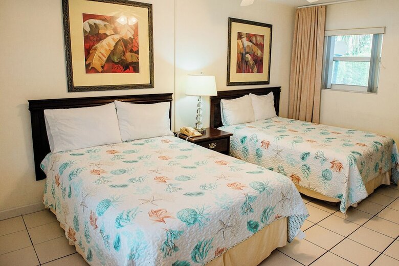 Hotel Shore Haven Resort Inn