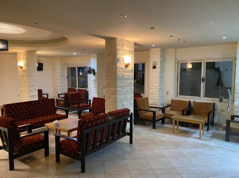 Aparthotel Oasis Hotel Apartments
