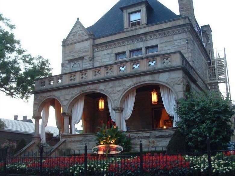 Bed & Breakfast Boggs Mansion