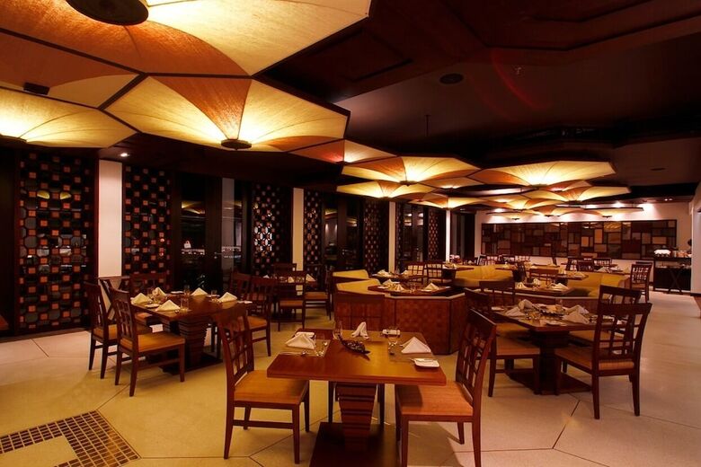 Plumeria Lake Resort & Spa