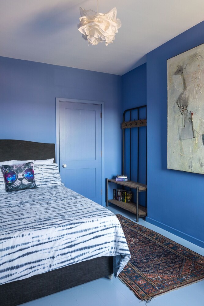 Exceptional Renovated Period Home In Clifton