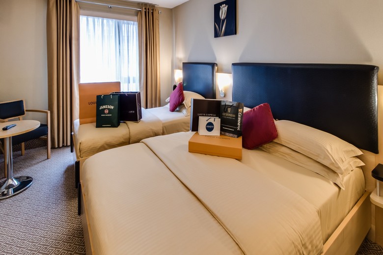 Hotel Academy Plaza