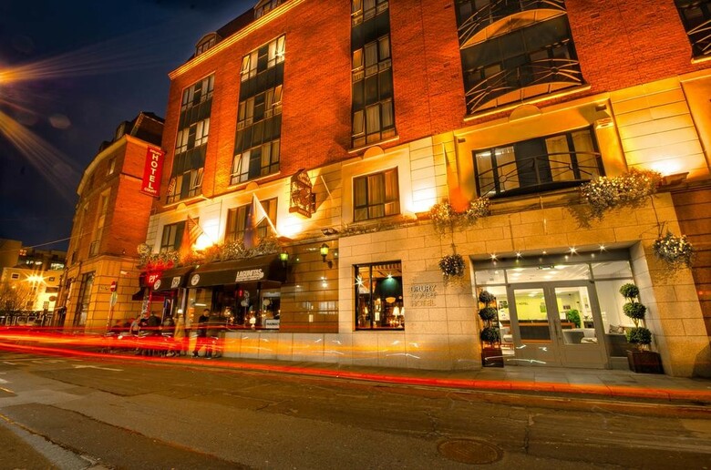 Hotel Drury Court