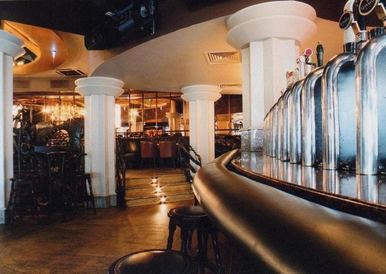 Paramount Hotel