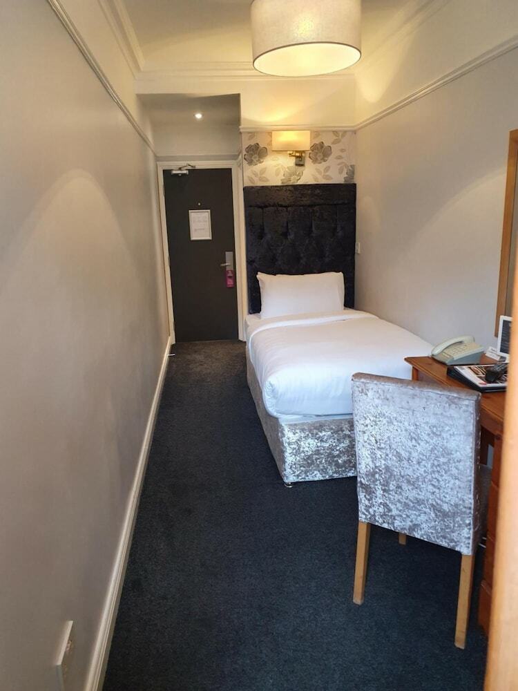 St George Hotel