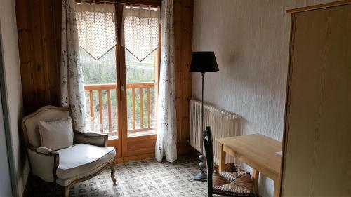 Hotel La Cl� Des Champs