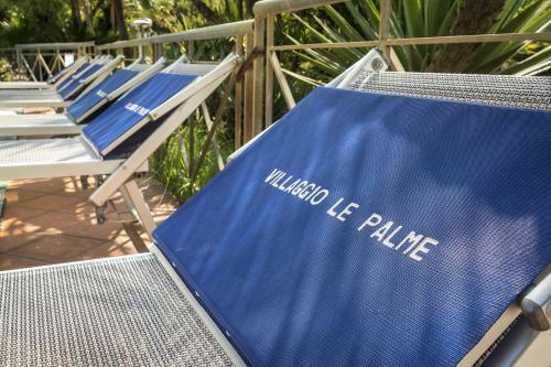 Viviendas Turisticas Villaggio Le Palme