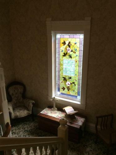 Grand Avenue Bed And Breakfast