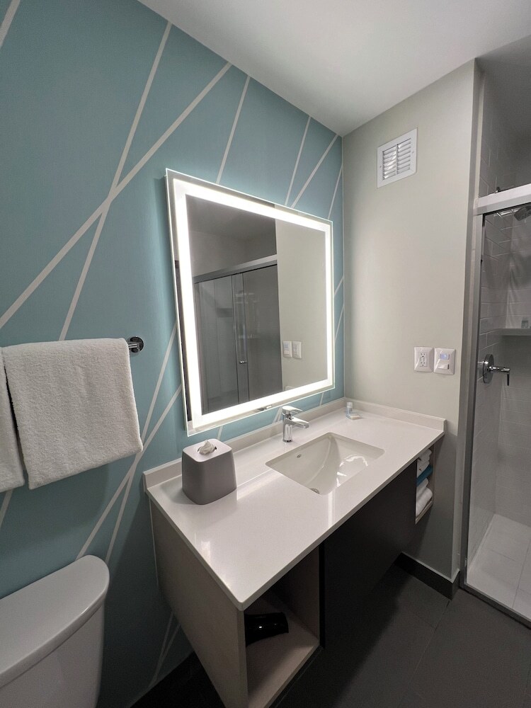 Avid Hotel Guadalajara Av Vallarta Pte By Ihg