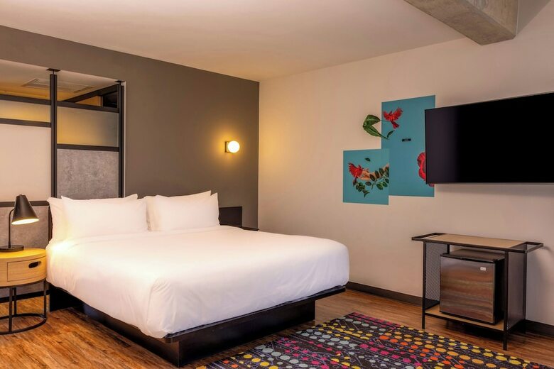 Hotel Aloft Guadalajara Sur