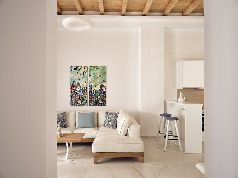 ?rcs Suites & Residences