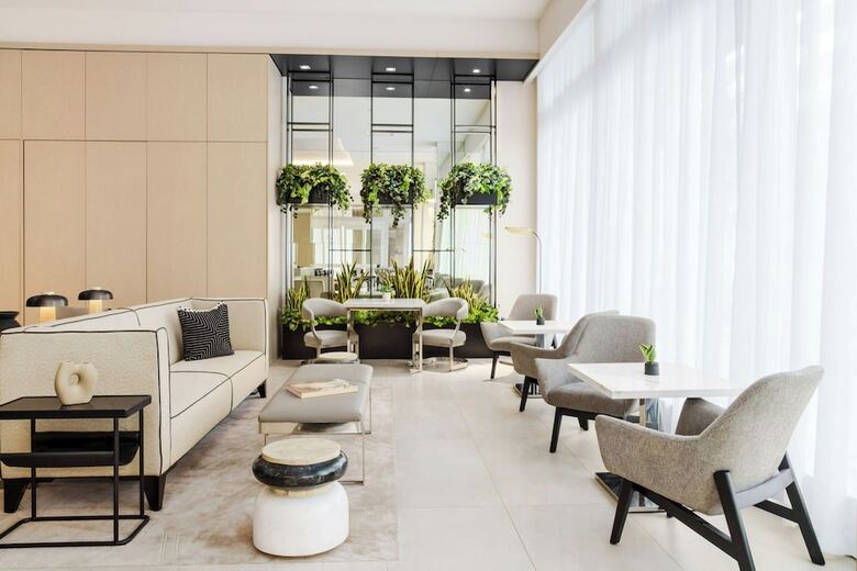 AC Hotel St. Petersburg Downtown