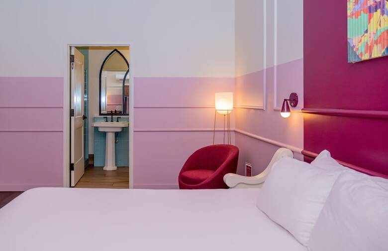 Hotel The Russell Nashville