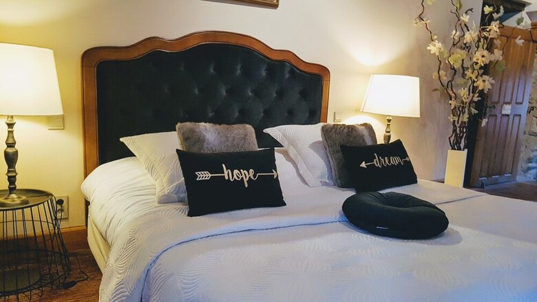 Bed & Breakfast Le Caf� Du Village